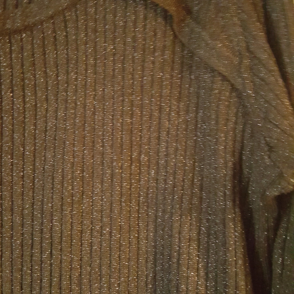 Sweater - Picture 4 of 5